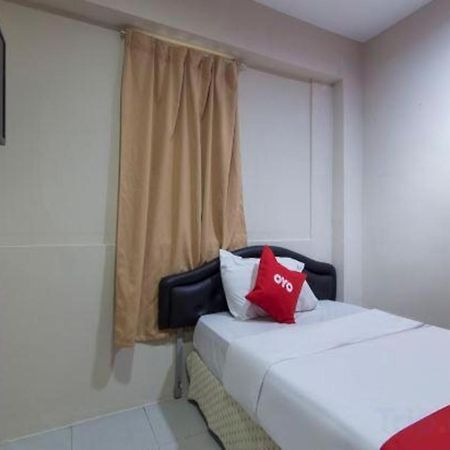 Oyo 44100 Hotel Casavilla Petaling Jaya Eksteriør bilde