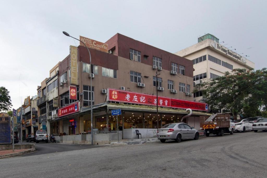 Oyo 44100 Hotel Casavilla Petaling Jaya Eksteriør bilde