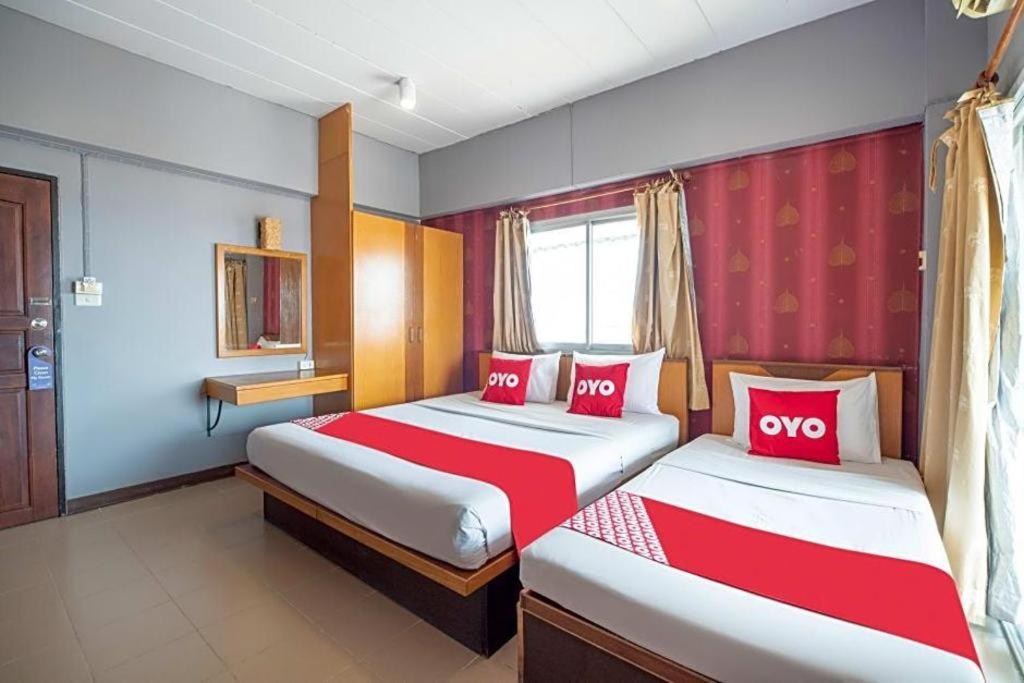 Oyo 44100 Hotel Casavilla Petaling Jaya Eksteriør bilde