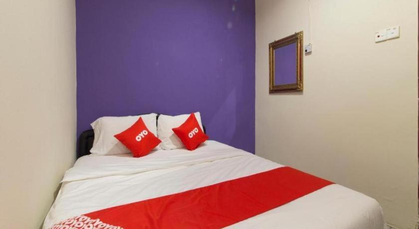 Oyo 44100 Hotel Casavilla Petaling Jaya Eksteriør bilde