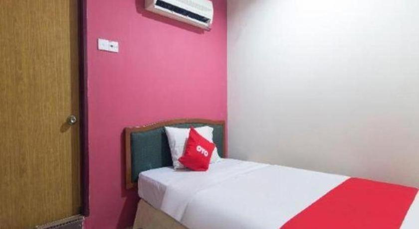 Oyo 44100 Hotel Casavilla Petaling Jaya Eksteriør bilde
