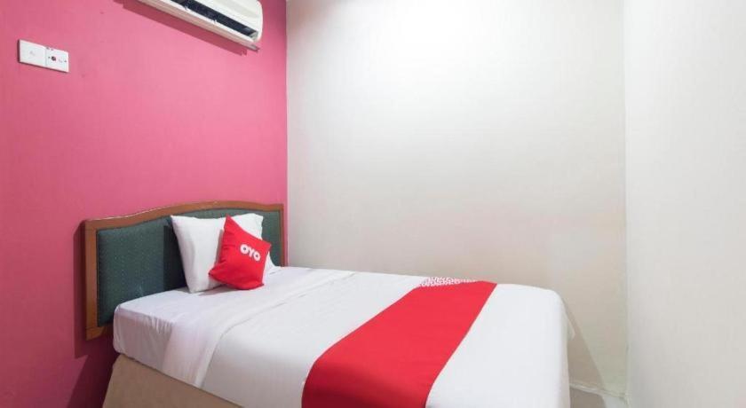 Oyo 44100 Hotel Casavilla Petaling Jaya Eksteriør bilde