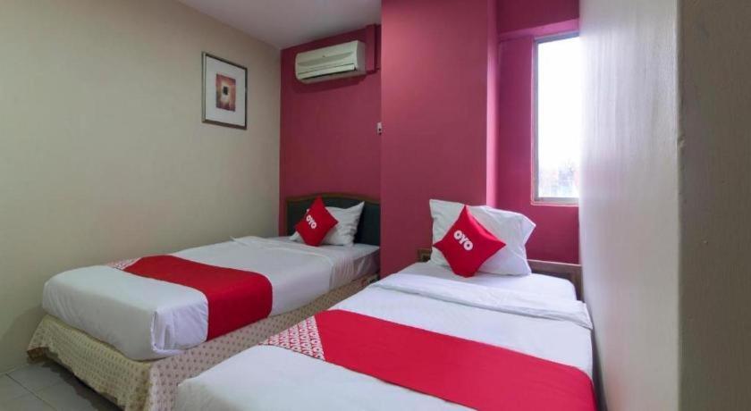 Oyo 44100 Hotel Casavilla Petaling Jaya Eksteriør bilde