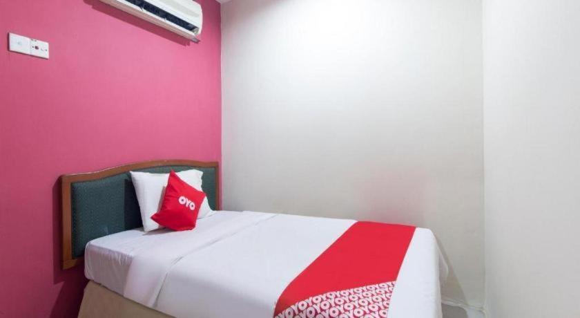 Oyo 44100 Hotel Casavilla Petaling Jaya Eksteriør bilde